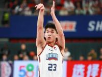 乐鱼体育入口-杨瀚森最可能被篮网首轮选中签保障合同