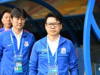 乐鱼体育全站-冯潇霆回忆首次参加世俱杯：被拜仁揍得不行了